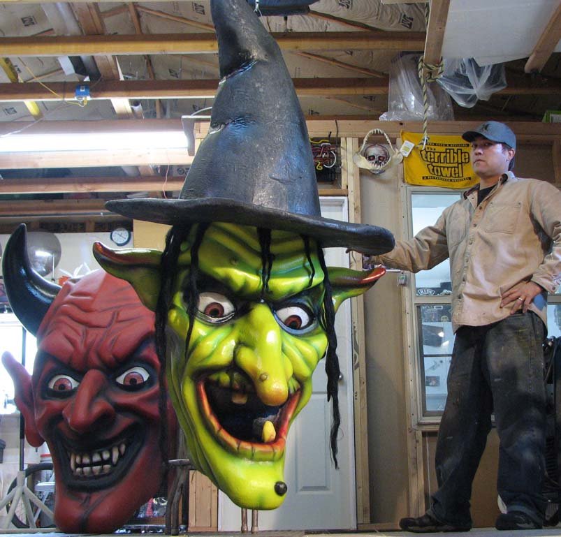 giant halloween props